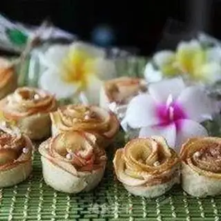 Make Rose apple rolls step 6