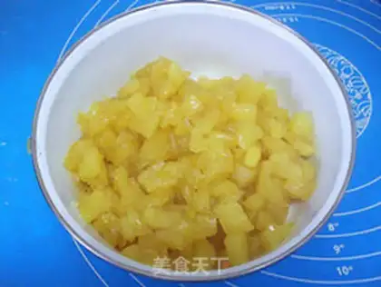 Make Pineapple roll step 10
