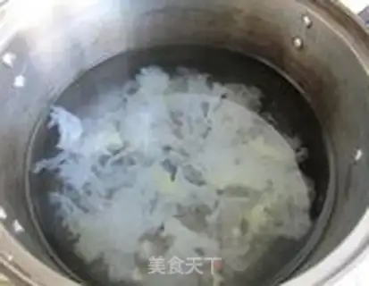 Make Silver-eared rice porridge step 2