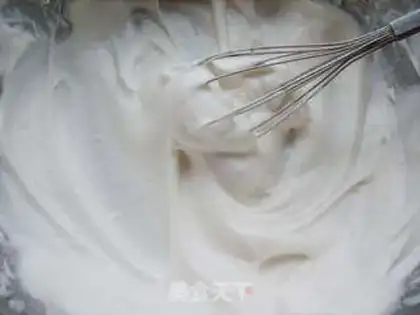 Make Honey strawberry muffins step 4