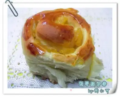 Make Pineapple roll step 21