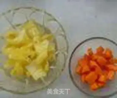 Make Pineapple carrot juice step 0