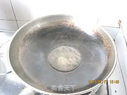Make Garlic fried pig blood step 2