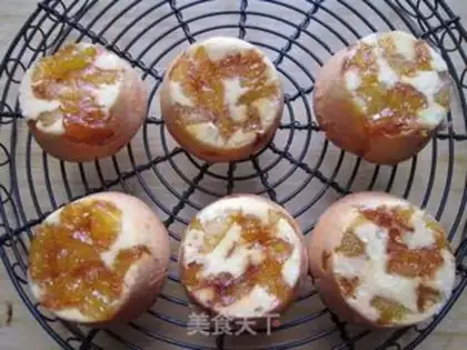 Make Pineapple flip cake step 15