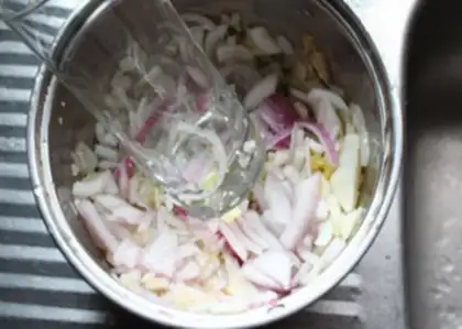 Make Korean mushroom beef step 1
