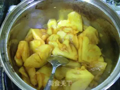 Make Caramel pineapple flip cake step 5