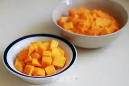 Make Mango yogurt cup step 2