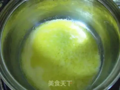 Make Caramel pineapple flip cake step 7