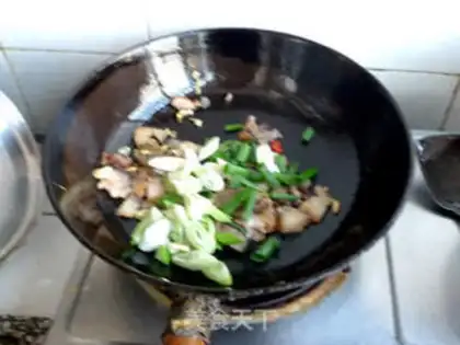 Make Soy sauce and pork step 4