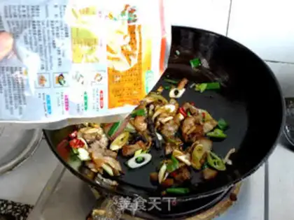 Make Soy sauce and pork step 7