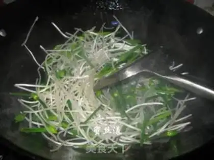 Make Silver sprouts and pork necks step 6