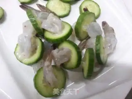 Make The phoenix shrimp step 7