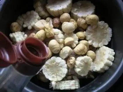 Make Corn plate chestnuts step 5