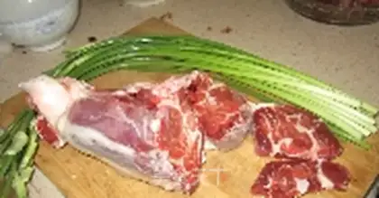 Make Garlic fried cow meat step 0