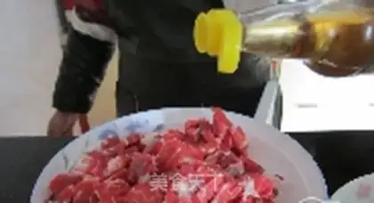 Make Garlic fried cow meat step 2