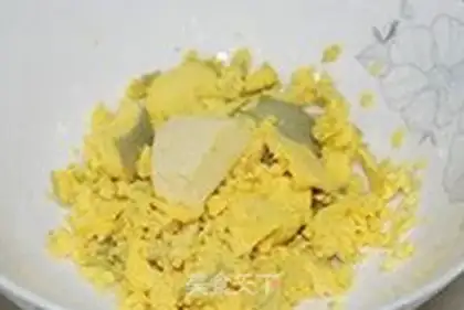 Make Milk goose yolk step 0