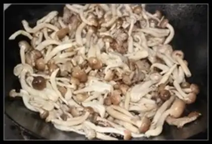 Make Crab mushrooms and fried meat step 3