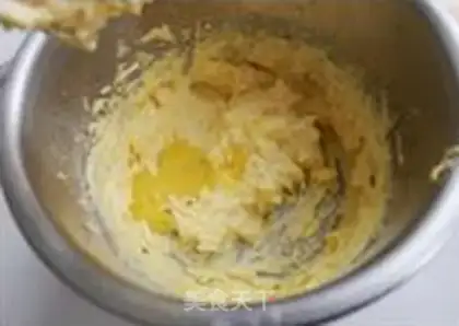 Make Panda cookies step 2