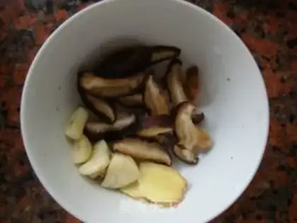 Make The broccoli makes meat step 2
