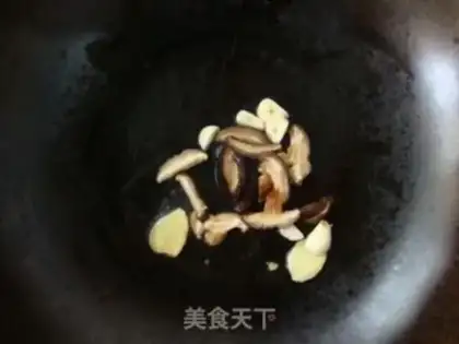 Make The broccoli makes meat step 4