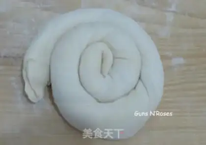 Make The onion claws step 11