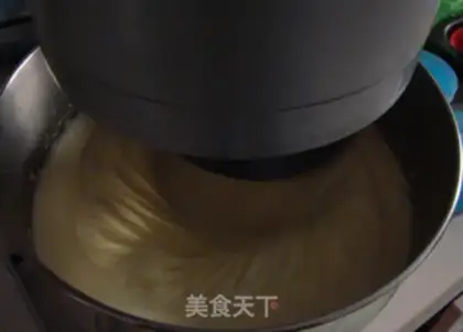 Make Old chicken cake step 1