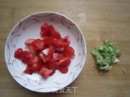 Make Strawberry omelet step 1