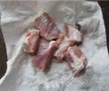 Make Fried sugar and vinegar ribs step 1