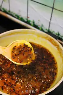 Make Pistachio Sydney honey tea step 6