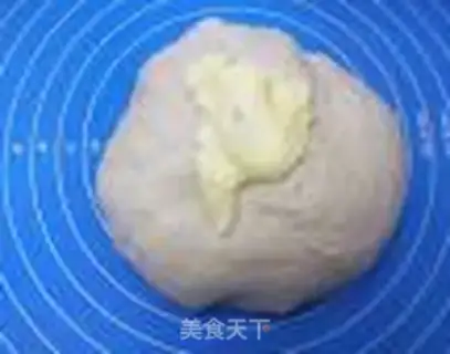 Make Coconut milk bread step 3
