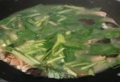 Make Soup and white step 5