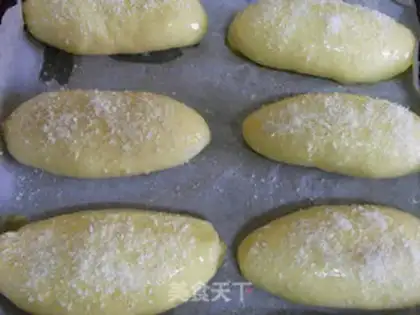 Make Coconut milk bread step 15