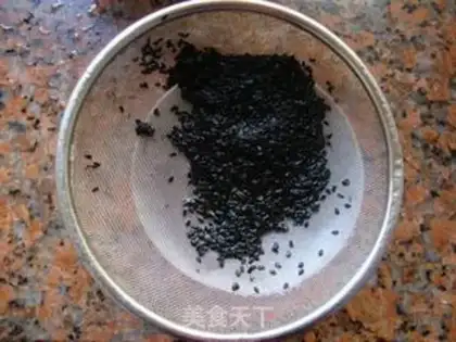 Make Sesame soybeans step 1