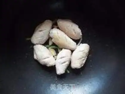 Make Hot chicken wings step 4