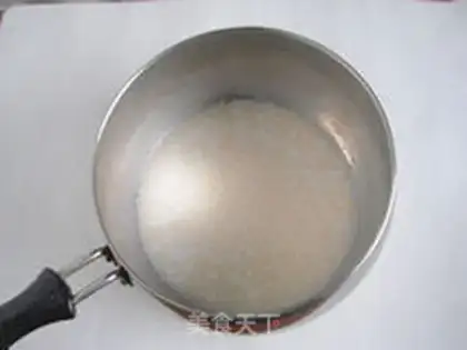 Make Milk and fruit pizza step 1