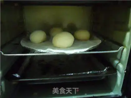 Make White-faced buns step 8