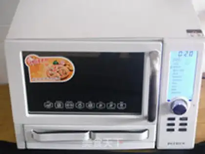 Make Milk and fruit pizza step 10