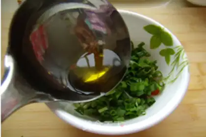 Make Onion oil step 3
