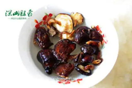 Make A rooster with mushrooms step 0