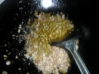 Make Sour bean fried meat step 6