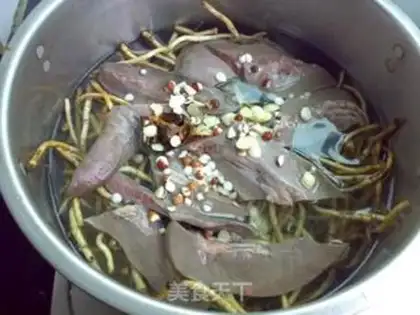 Make Fish and grass soup step 3