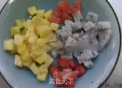 Make Yogurt and fruit step 1