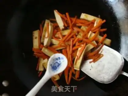 Make Carrot, tofu dry step 4