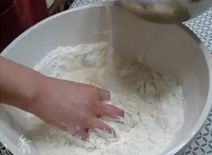Make The soup cage step 1
