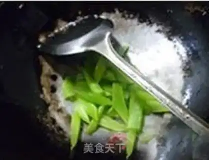 Make Squeeze the eggs step 6