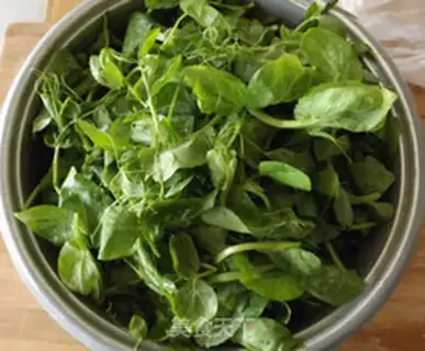 Make The point of cold peas step 1