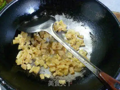 Make Pretzel radish step 6