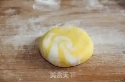 Make Red bean and pumpkin pie step 11