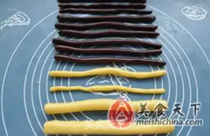 Make Panda cookies step 5