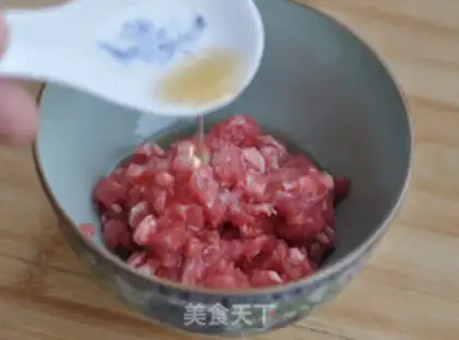 Make A meat powder fan step 1